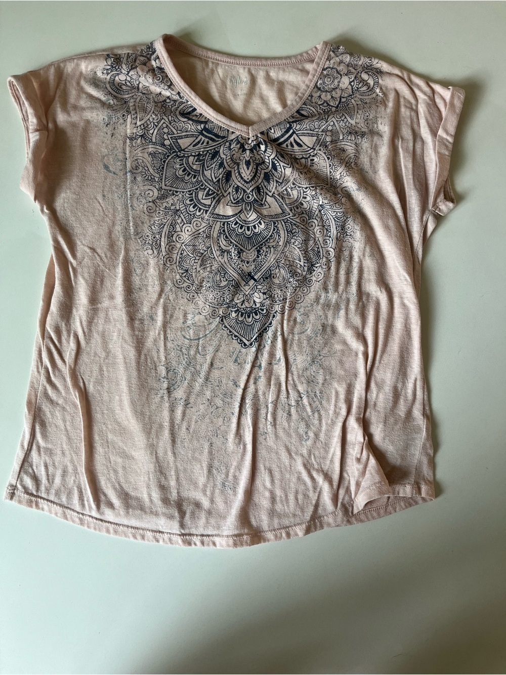 💜 Style & Co Pink Short Sleeve Top with Mandala Print, Size Small